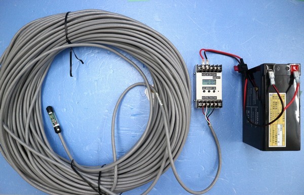 井戸用水位計GSC-01Wのセンサとバッテリ接続例